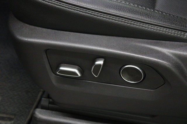 2025 GMC Yukon XL Denali 4WD