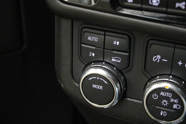 2025 GMC Yukon XL Denali 4WD