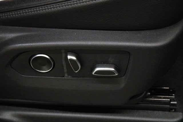 2025 GMC Yukon XL Denali 4WD