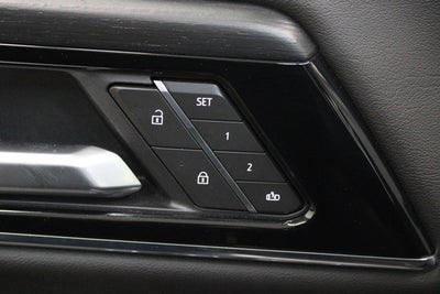 2025 GMC Yukon XL Denali 4WD