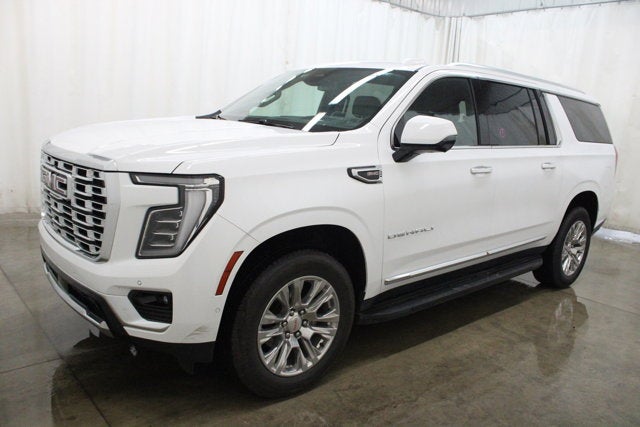 2025 GMC Yukon XL Denali 4WD