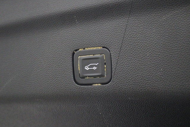 2025 GMC Yukon XL Denali 4WD