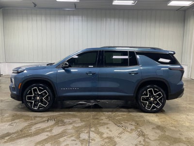 2025 Chevrolet Traverse LT