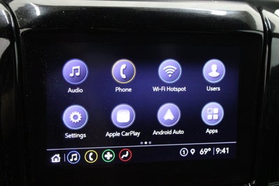 2023 Chevrolet Traverse LT