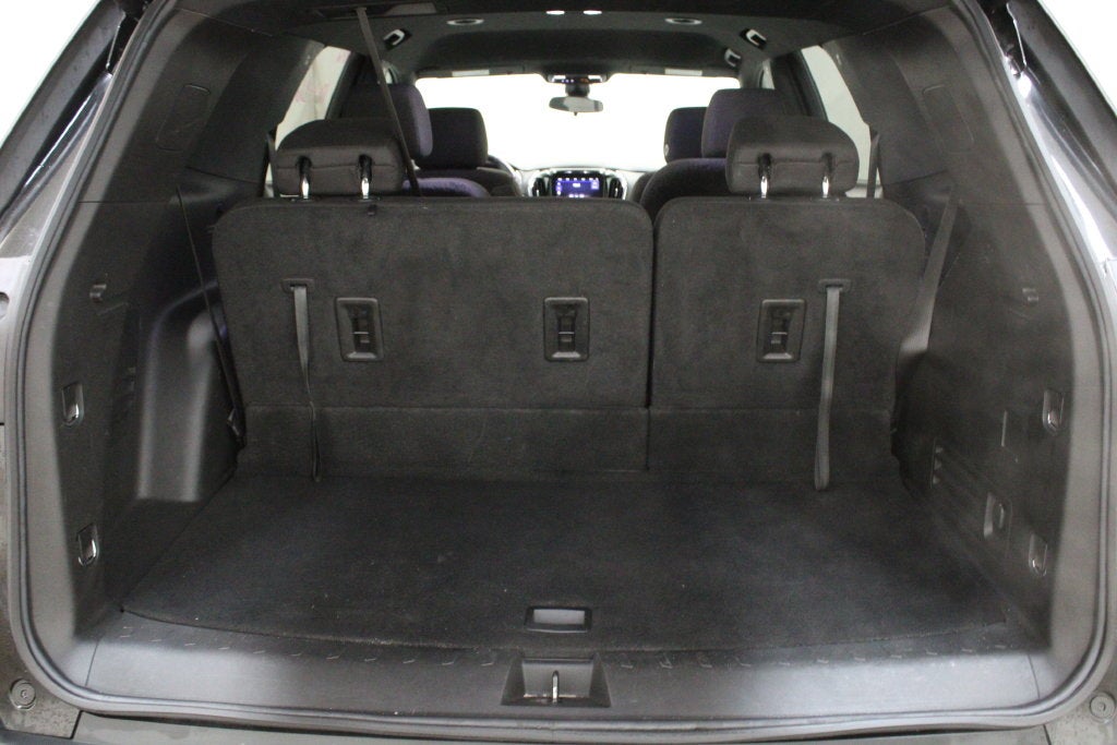 2023 Chevrolet Traverse LT