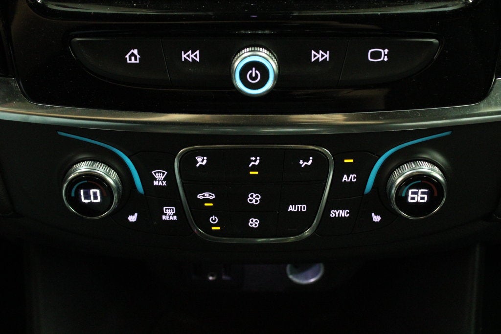 2023 Chevrolet Traverse LT