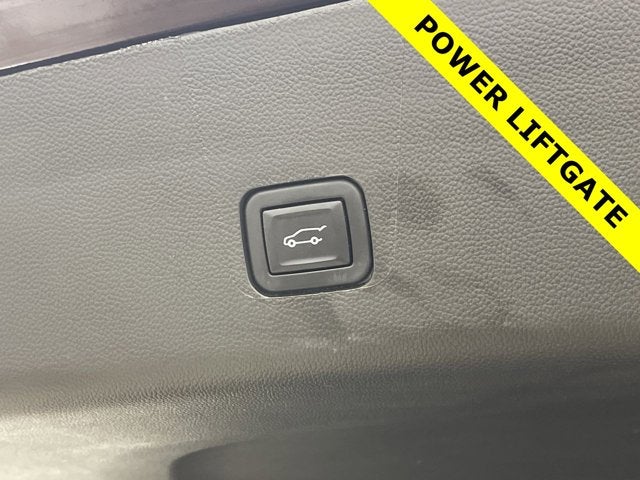2023 Chevrolet Traverse LT Leather AWD