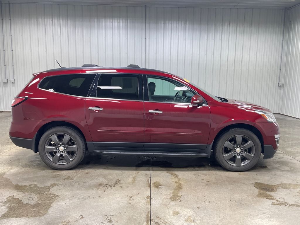 2017 Chevrolet Traverse 2LT
