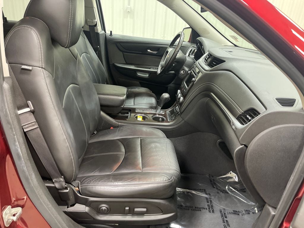 2017 Chevrolet Traverse 2LT