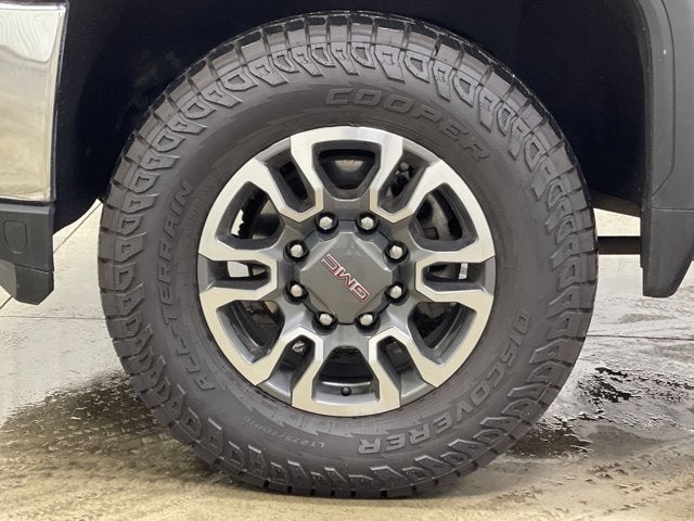 2021 GMC Sierra 2500HD SLT Crew Cab 4X4