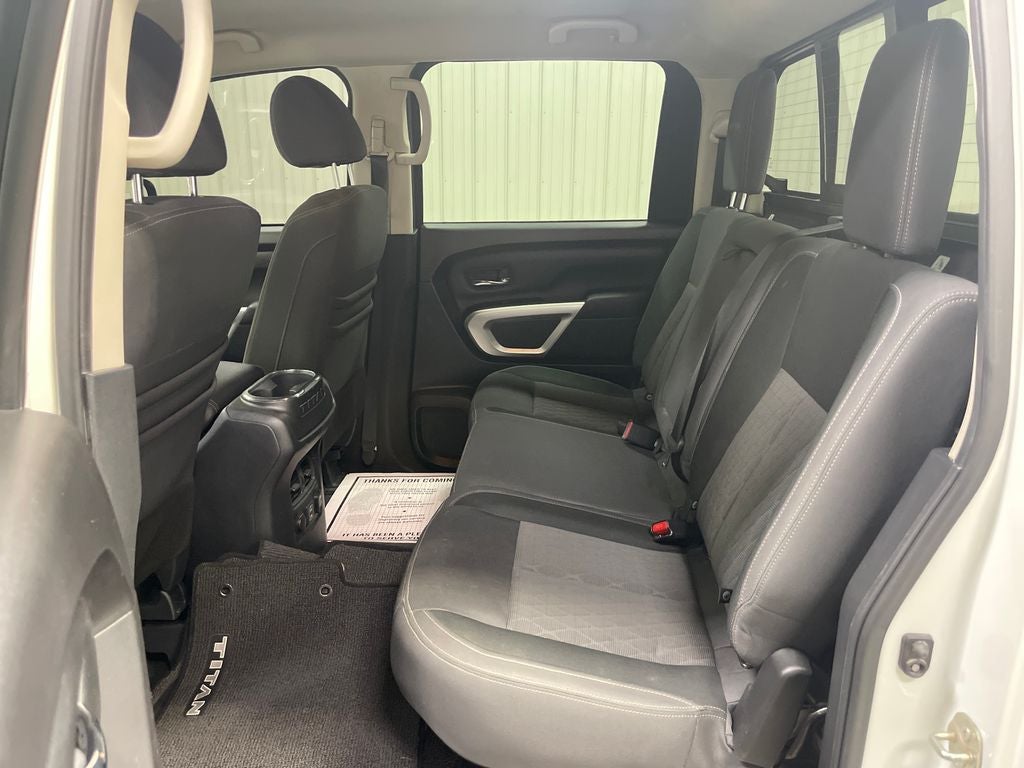 2021 Nissan Titan SV