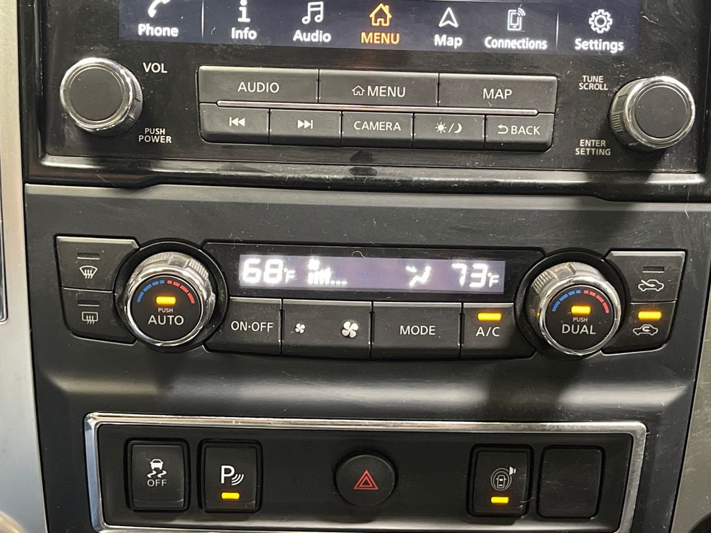 2021 Nissan Titan SV