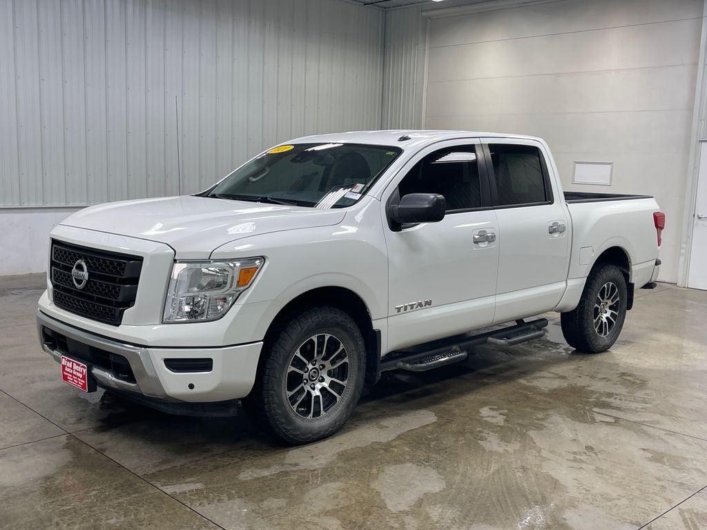 2021 Nissan Titan SV