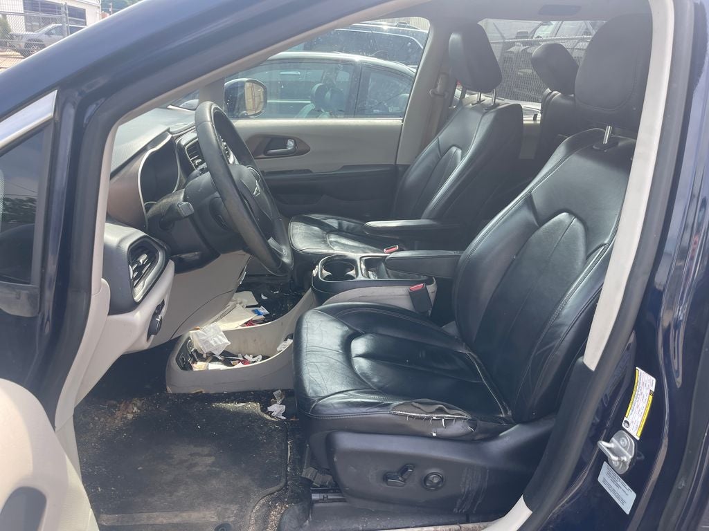 2017 Chrysler Pacifica Touring L