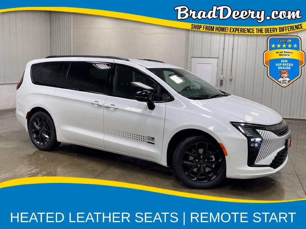 2027 Chrysler Pacifica Select