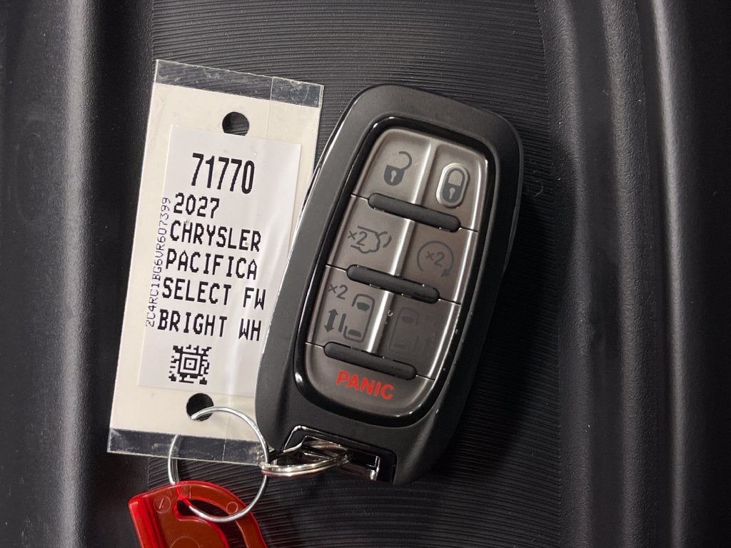 2027 Chrysler Pacifica Select