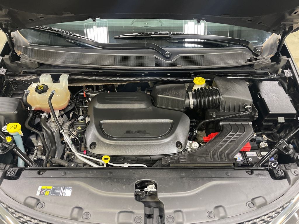2020 Chrysler Voyager LX