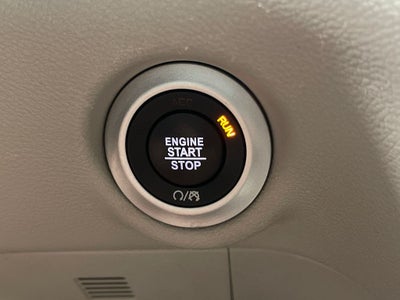2020 Chrysler Voyager LX