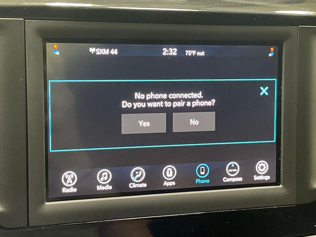2020 Chrysler Voyager LX