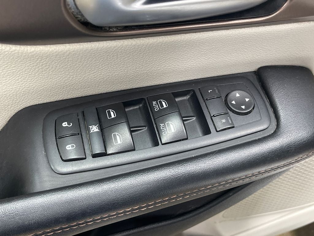 2017 Chrysler Pacifica Touring