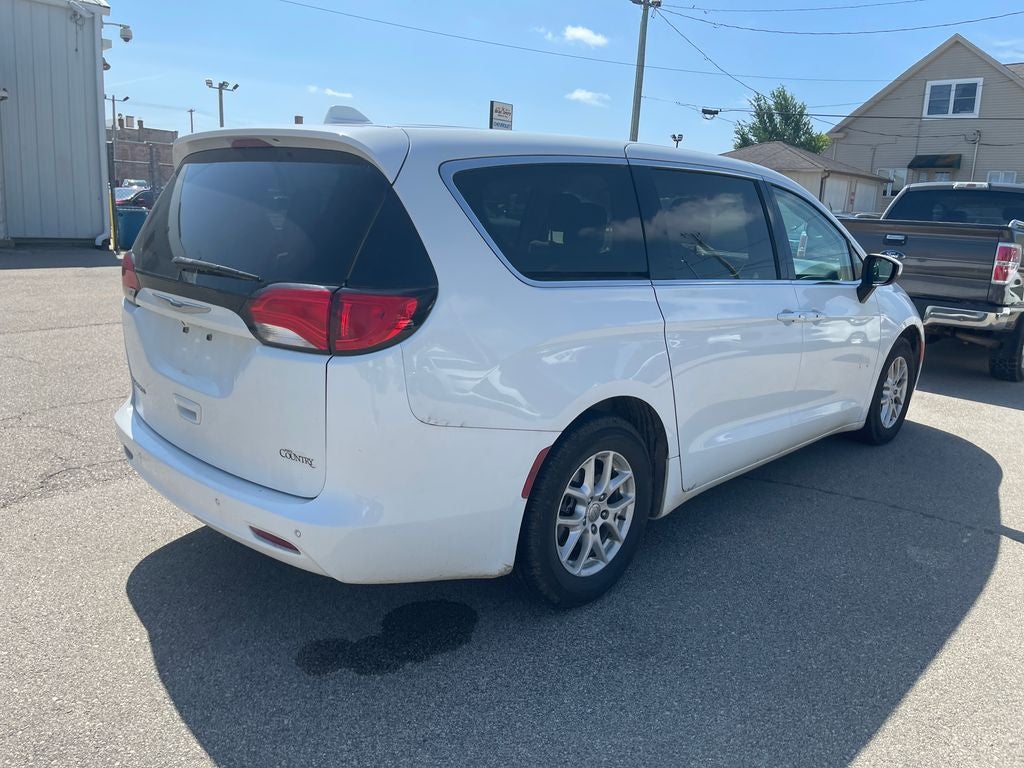 2017 Chrysler Pacifica Touring