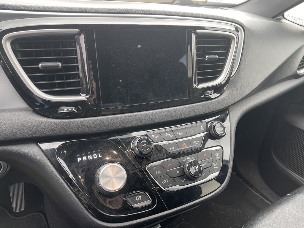 2020 Chrysler Pacifica Touring L Plus