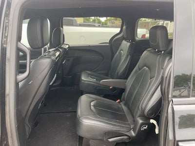 2020 Chrysler Pacifica Touring L Plus