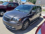 2015 Chrysler Town & Country S