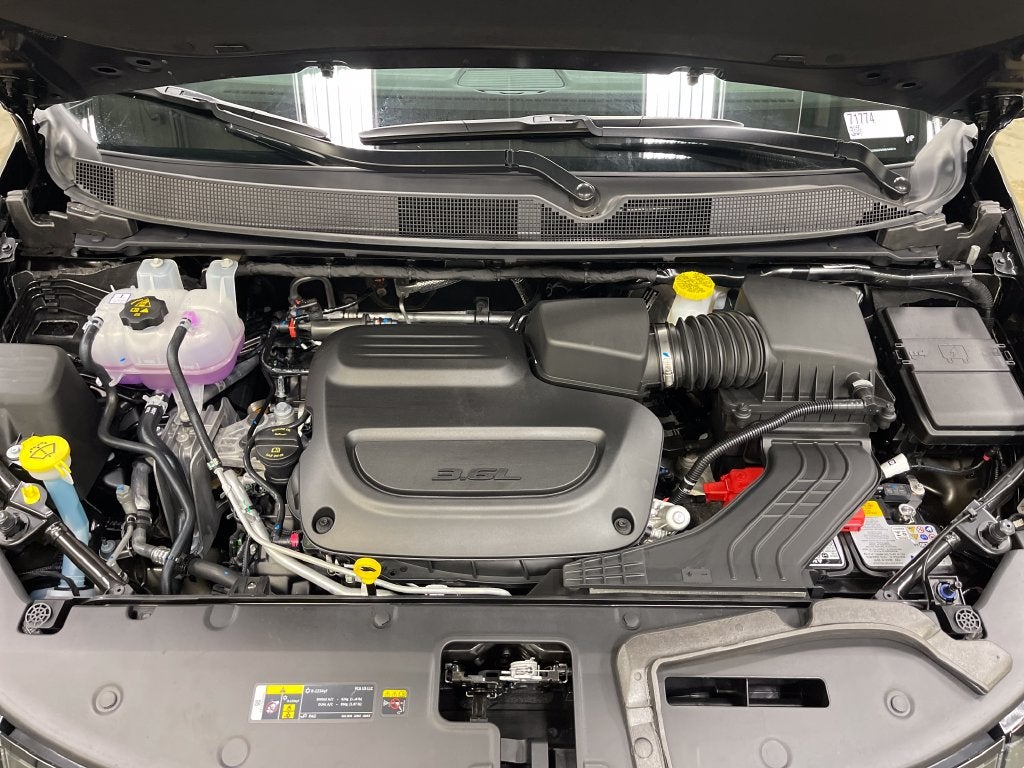 2027 Chrysler Pacifica Select