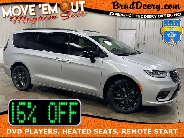 2026 Chrysler Pacifica Select