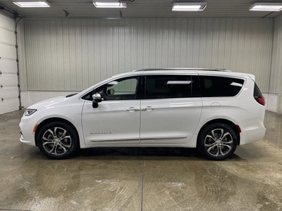 2026 Chrysler Pacifica Pinnacle