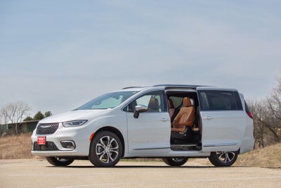 2026 Chrysler Pacifica Pinnacle