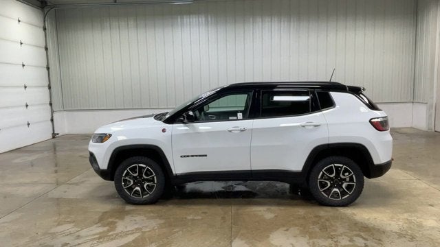 2025 Jeep Compass Trailhawk 4X4