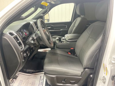 2025 RAM 2500 Big Horn Crew Cab 4X4 Diesel