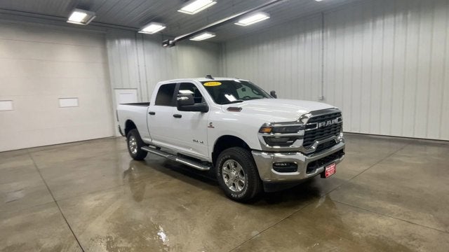 2025 RAM 2500 Big Horn Crew Cab 4X4 Diesel
