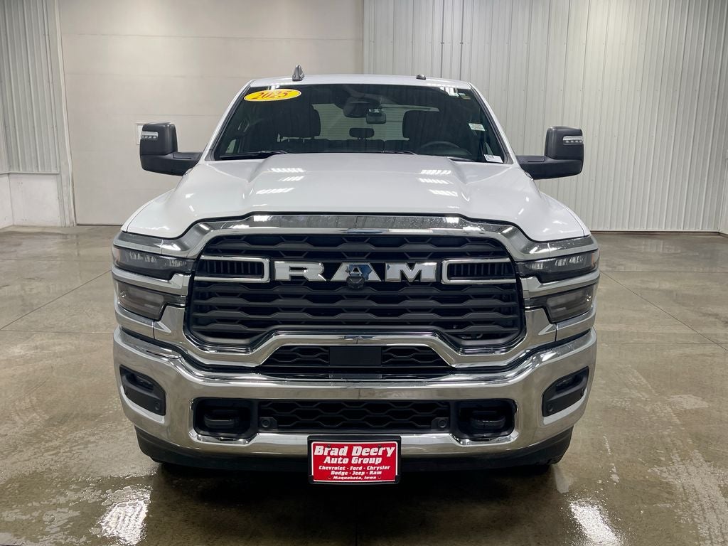 2025 RAM 2500 Big Horn Crew Cab 4X4 Diesel