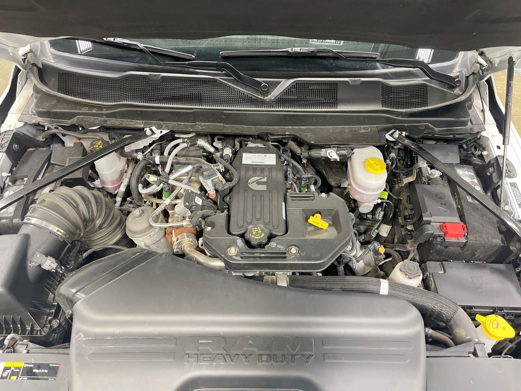 2025 RAM 2500 Big Horn Crew Cab 4X4 Diesel