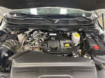 2025 RAM 2500 Big Horn Crew Cab 4X4 Diesel