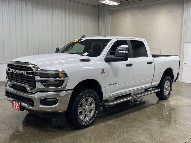 2025 RAM 2500 Big Horn Crew Cab 4X4 Diesel