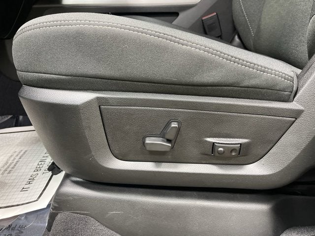 2026 RAM 2500 Big Horn Crew Cab 4X4 Diesel