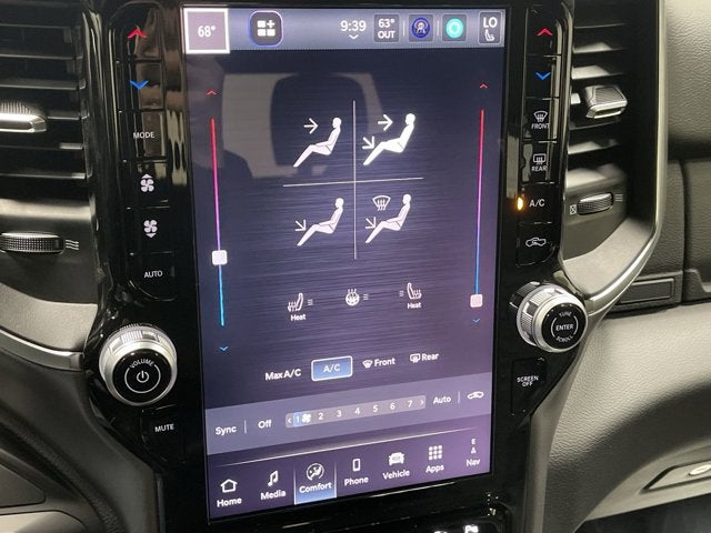 2026 RAM 2500 Big Horn Crew Cab 4X4 Diesel