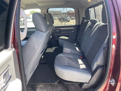 2017 RAM 1500 Big Horn Crew Cab 4X4