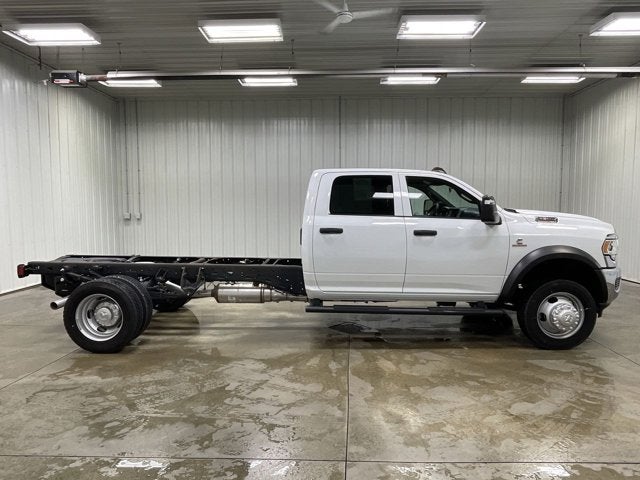 2024 RAM 5500 Chassis Cab Tradesman Crew Cab 4X4