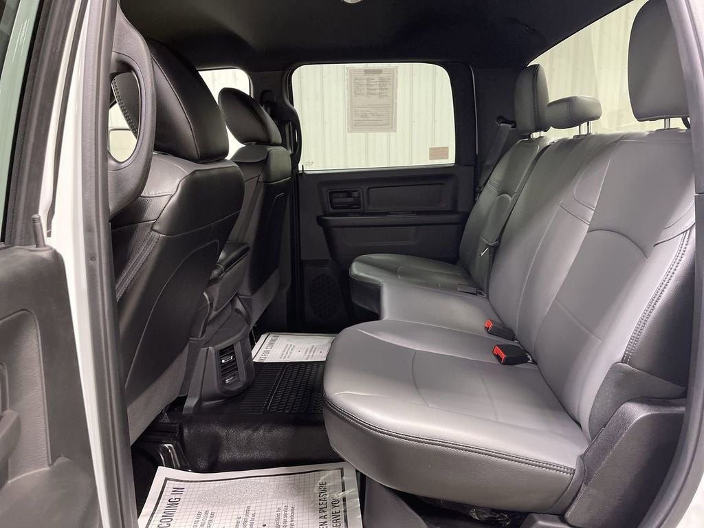 2024 RAM 5500 Chassis Cab Tradesman Crew Cab 4X4