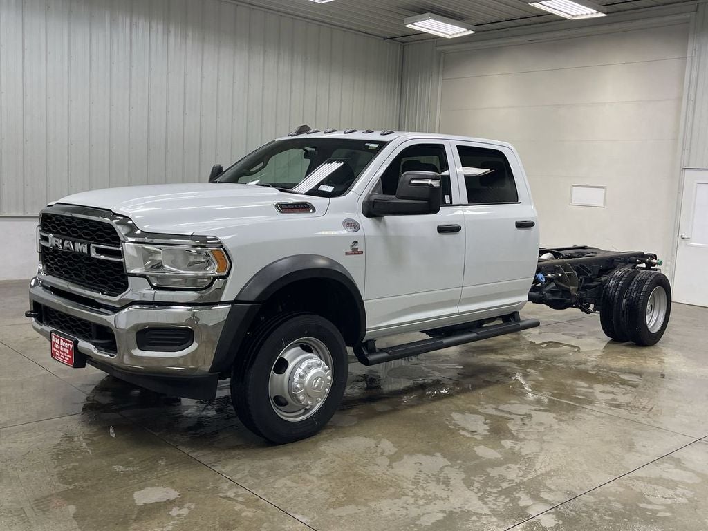 2024 RAM 5500 Chassis Cab Tradesman Crew Cab 4X4