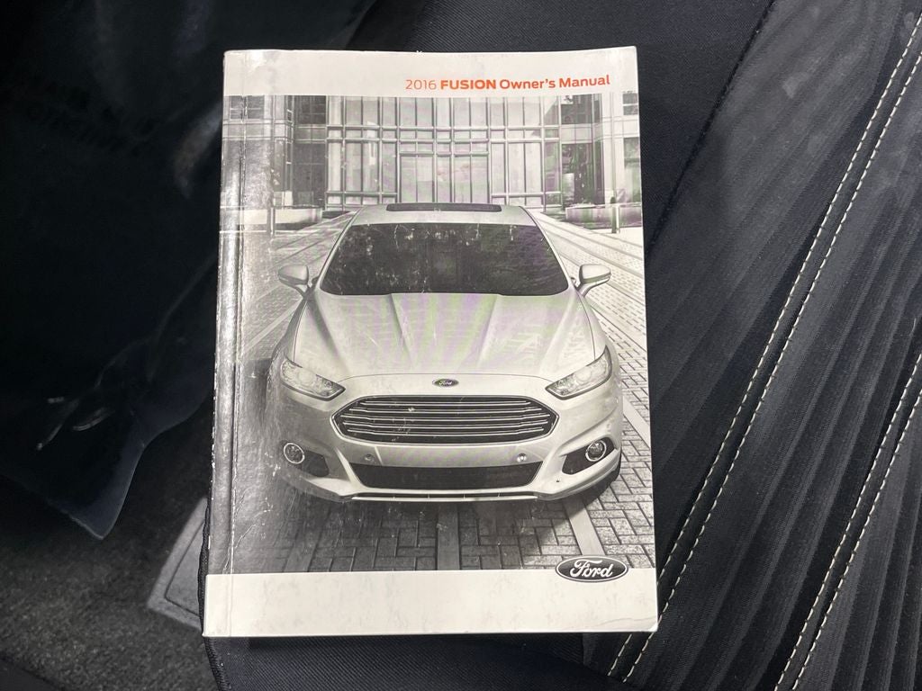 2016 Ford Fusion SE