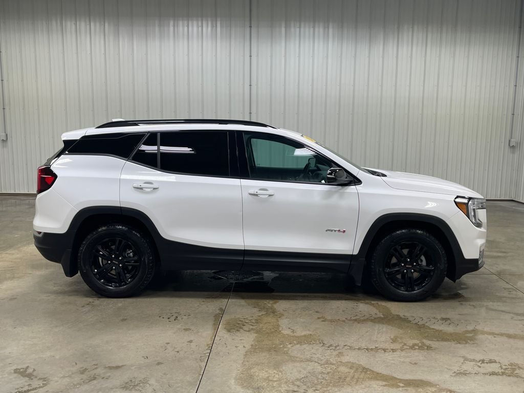 2022 GMC Terrain AT4