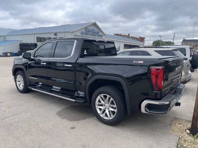 2020 GMC Sierra 1500 SLT Crew Cab 4X4