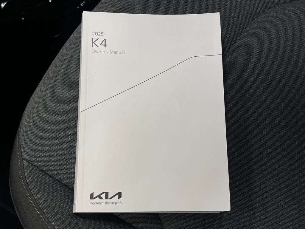 2025 Kia K4 LXS