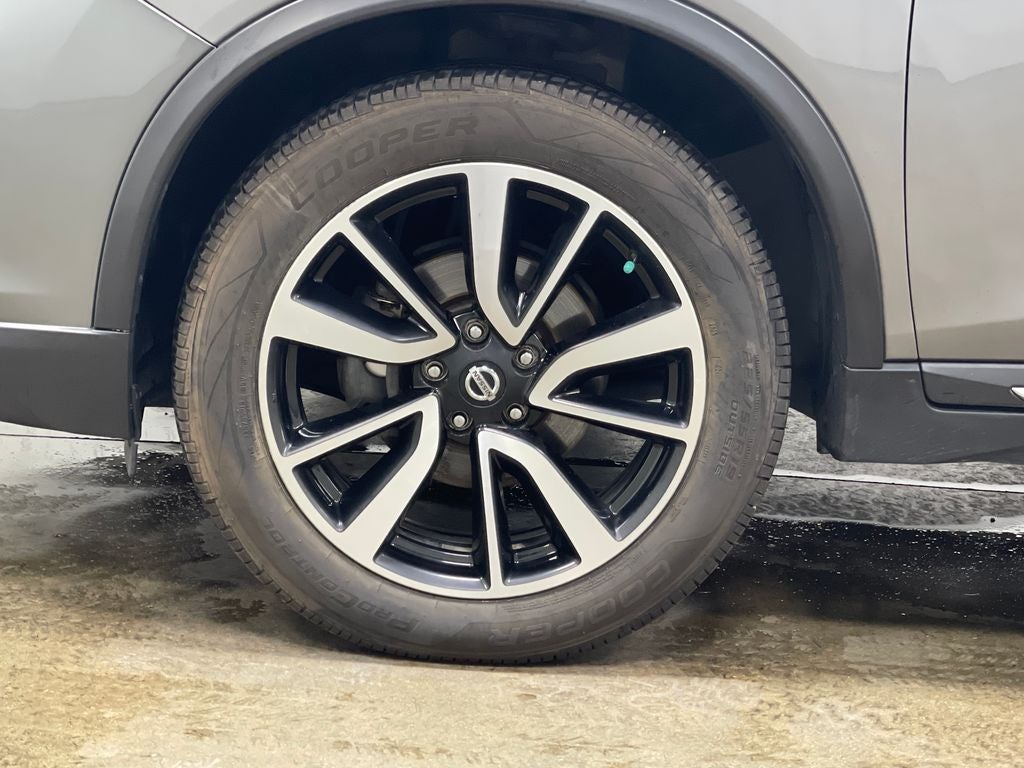 2020 Nissan Rogue SL